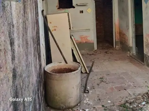 CASA A DEMOLER - LAVAISSE 3100 - SANTA FE