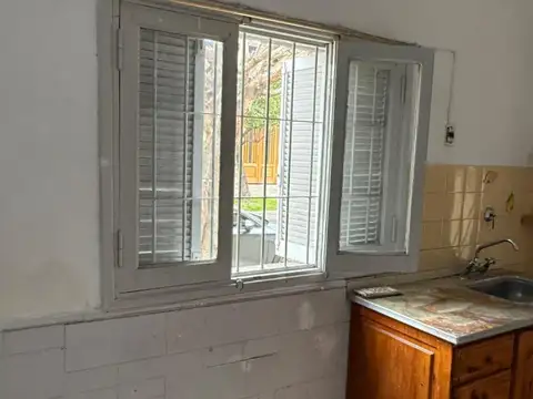 Depto Tipo Casa en Alquiler 40 años