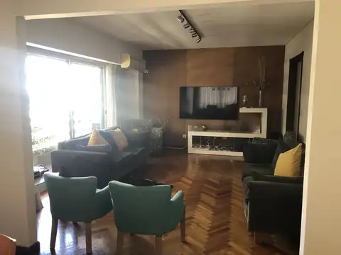 SEMIPISO 4MB AL FRENTE CON DEPENDENCIA  BALCON Y COCHERA VISTA ABIERTA A MTS DE LA UB