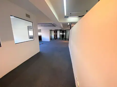 Oficina en Alquiler al Noreste