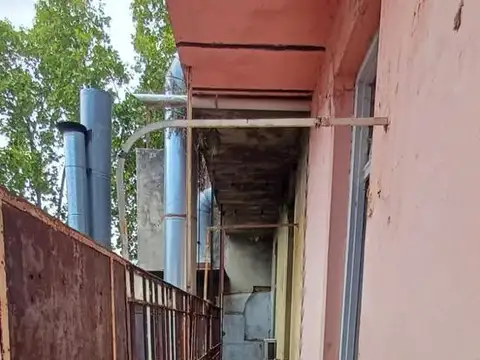 Depto Tipo Casa 4 ambientes con 1 baño