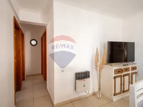 Planta alta de 3 dormis y 2 baños en venta B° Sur