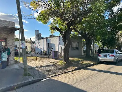 Casa en  venta en G. de  Laferrere