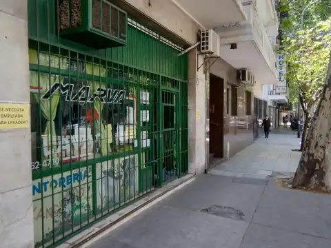 Local en Venta 50 años