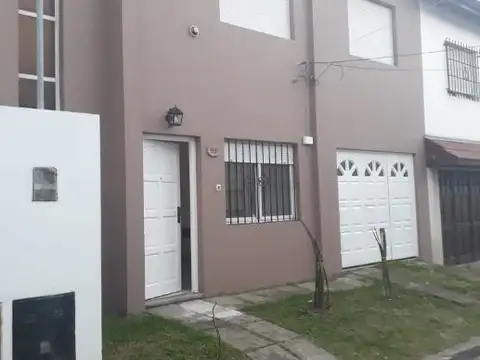 Casa  en Venta ubicado en Quilmes Oeste, Quilmes, G.B.A. Zona Sur - SVN0123_LP583908_1