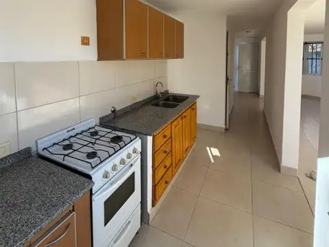 Departamento en Alquiler con 1 cocheras