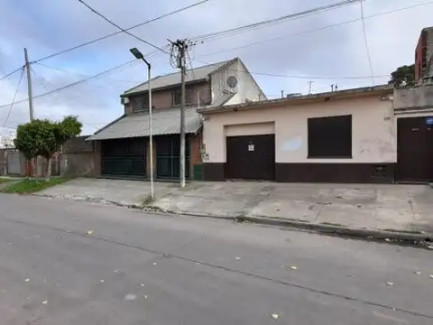 Bermejo 623 , Piso 0