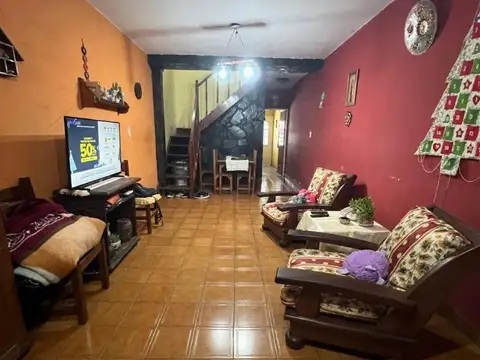 Depto Tipo Casa en Venta de 3 ambientes