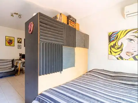 VENTA MONOAMBIENTE CON BALCON EN FLORES