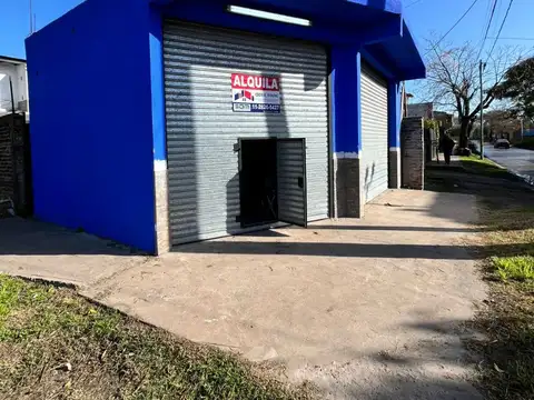 Local en Alquiler en Monte Grande, $ 380.000