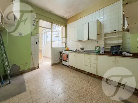 Departamento 4 ambientes con 2 baños
