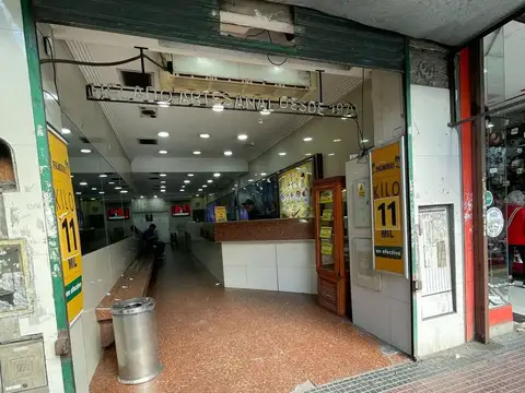 Local en Venta en Flores, USD 430.000