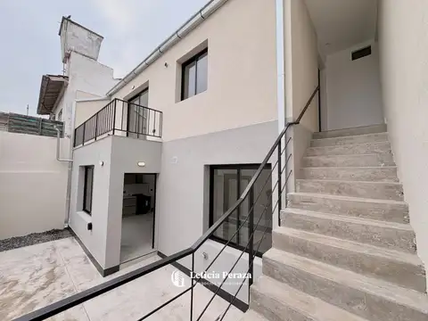 PH monoambiente en venta - Parque Luro