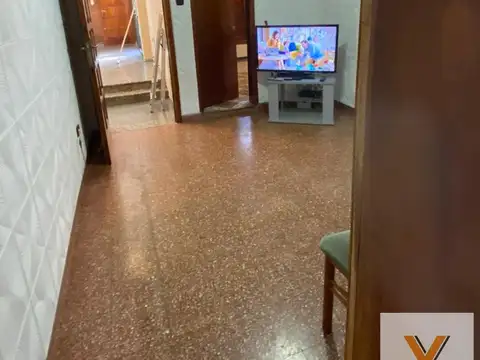 Depto Tipo Casa en Alquiler de 3 ambientes