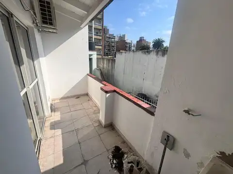 Venta Dpto de pasillo 2 dormitorios