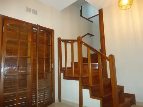 Departamento 5 ambientes con 3 baños