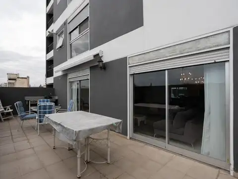 Departamento en Venta con 2 cocheras