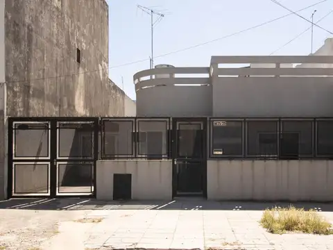 Casa multifamiliar 6 amb exc. estado Villa Maipú