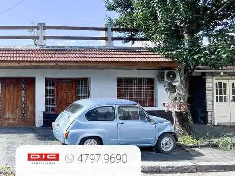 Casa 2 dormitorios Venta - Florida Belgrano-Oeste