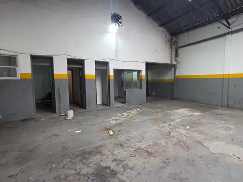 Galpon en Alquiler en Monte Castro, $ 3.500.000