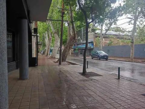 Depto Tipo Casa en Alquiler de 2 dormitorios