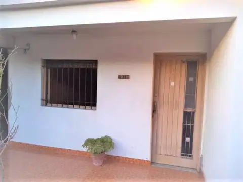 CASA DE 3 AMBIENTES EN SAN JUSTO VENTA
