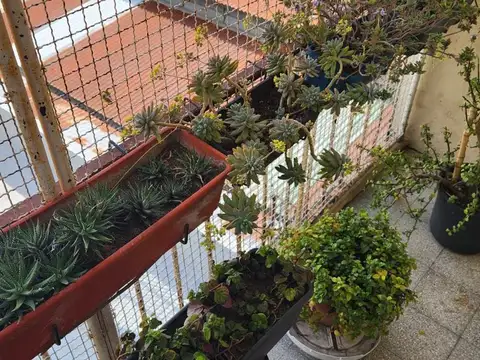 Departamento 4 ambientes con 2 baños