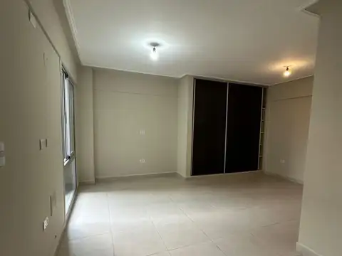 Lavalle 1100, Piso 4