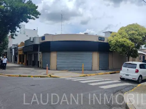 Local en Alquiler Via Pública