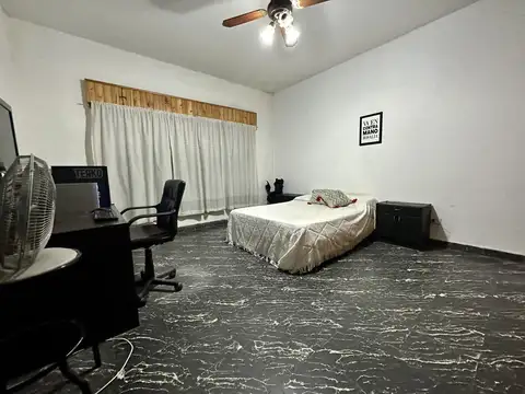 Casa 4 ambientes con 1 baño