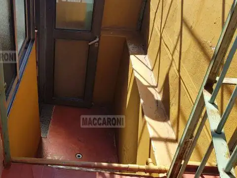 Depto Tipo Casa en Venta 25 años