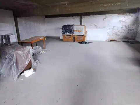 Venta Quilmes. Lote mas local.