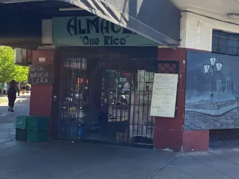 Local Sobre esquina - Ituzaingó Sur