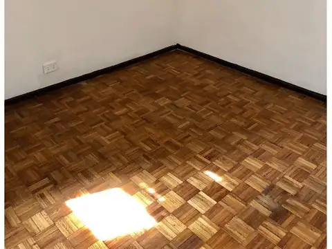 departamento lateral de 3 ambientes (4º piso)