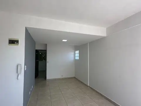 Loria 1100, Piso 2