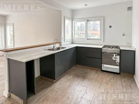 Casa en Alquiler de 3 dormitorios