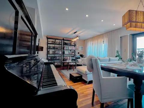 Departamento en dúplex de 6 amb con quincho y terraza privada