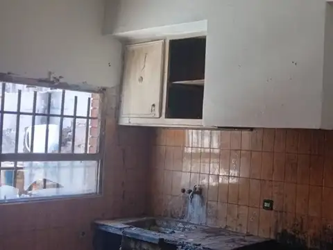 Depto Tipo Casa 3 ambientes con 1 baño