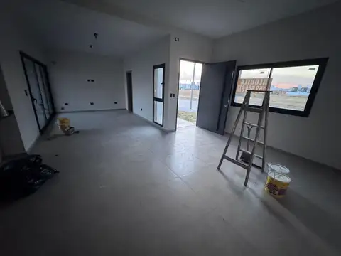 Casa en Alquiler con 1 cochera