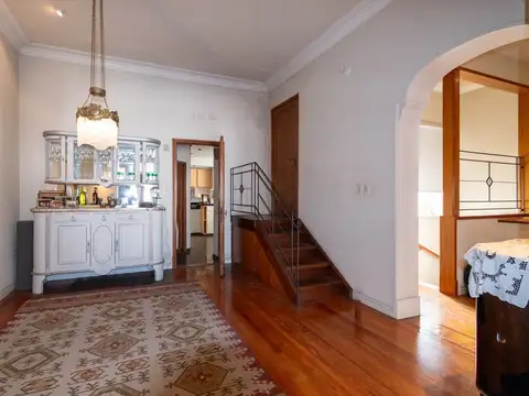 Depto Tipo Casa en Venta 63 años