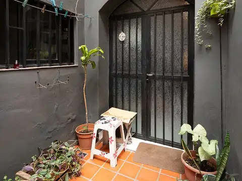 VENTA PH 1 DORMITORIO PATIO LOURDES APTA CREDITO 