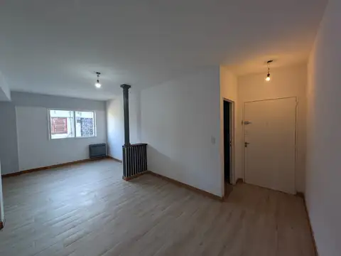 Triunvirato 4000, Piso 3