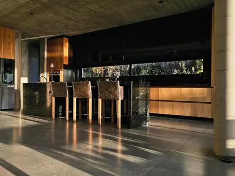 Boulevard De Todos Los Santos 5600