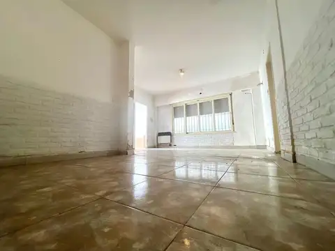 Depto Tipo Casa 4 ambientes con 1 baño