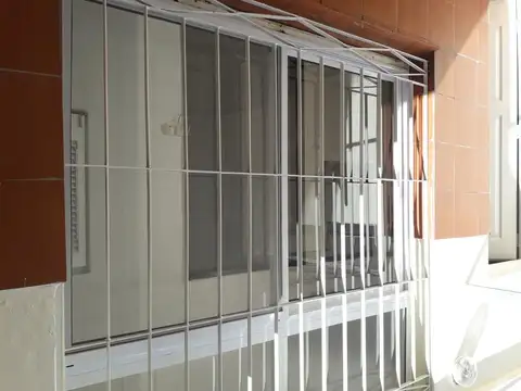 Depto Tipo Casa en Venta de 2 ambientes