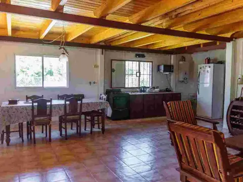 Casa en Venta con 4 cocheras