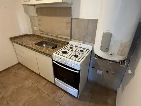 Casa en Alquiler con 1 cochera