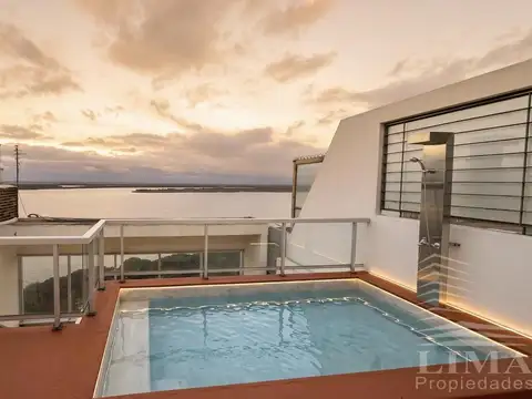 Departamento en Alquiler con 1 cocheras