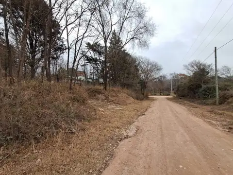 Los Reartes a metros del río. terreno 1.053m2