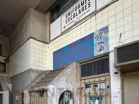 Av. La Plata 600, Piso 0